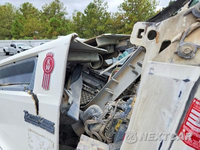 Zdjęcie 10 z 12 samochodu: 2017 KENWORTH T880 DUMP TRUCK VIN:1NKZLK0X9HJ148000 - miniatura