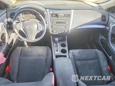 Zdjęcie 8 z 12 samochodu: 2015 NISSAN ALTIMA 2.5 S VIN:1N4AL3AP4FN301686 - miniatura