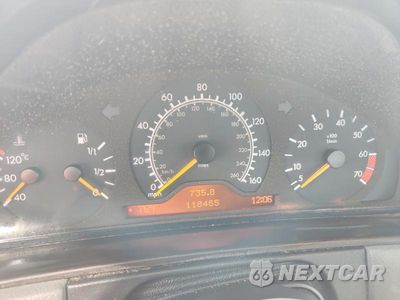 Zdjęcie 9 z 12 samochodu: 1999 MERCEDES-BENZ E 320 VIN:WDBJF65H9XA754022 - miniatura