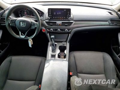 Zdjęcie 8 z 12 samochodu: 2018 HONDA ACCORD LX VIN:1HGCV1F1XJA110121 - miniatura