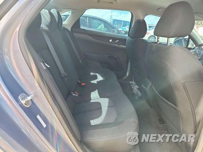 Zdjęcie 10 z 13 samochodu: 2021 KIA K5 LX VIN:5XXG24J24MG012656 - miniatura