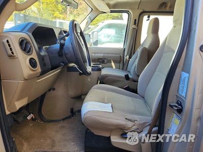 Zdjęcie 7 z 12 samochodu: 2010 FORD ECONOLINE E350 SUPER DUTY WAGON VIN:1FBNE3BL5ADA58037 - miniatura
