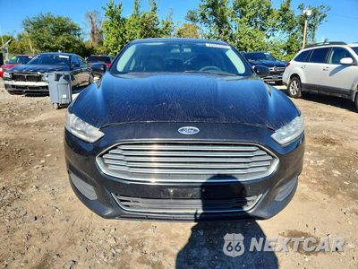 Piąte zdjęcie samochodu w środku: 2015 FORD FUSION S VIN:3FA6P0G72FR299918 - miniatura