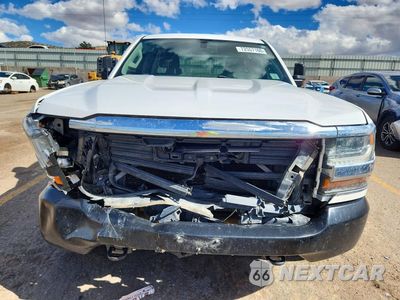Piąte zdjęcie samochodu w środku: 2017 CHEVROLET SILVERADO K1500 VIN:1GCVKNEH7HZ339860 - miniatura