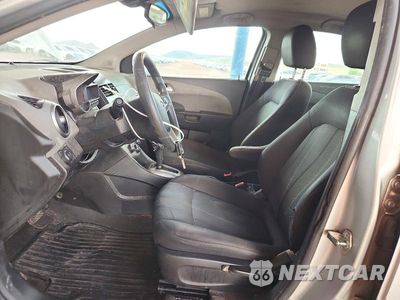 Zdjęcie 7 z 12 samochodu: 2013 CHEVROLET SONIC LT VIN:1G1JC5SH4D4237920 - miniatura
