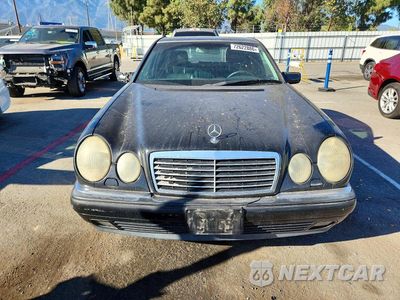 Piąte zdjęcie samochodu w środku: 1999 MERCEDES-BENZ E CLASS VIN:WDBJF70HXXA725996 - miniatura