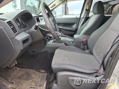 Zdjęcie 7 z 13 samochodu: 2008 JEEP GRAND CHEROKEE LAREDO VIN:1J8GR48KX8C146457 - miniatura