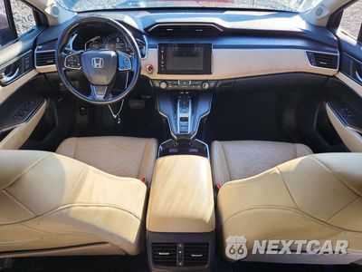 Zdjęcie 8 z 12 samochodu: 2018 HONDA CLARITY TOURING VIN:JHMZC5F37JC001139 - miniatura