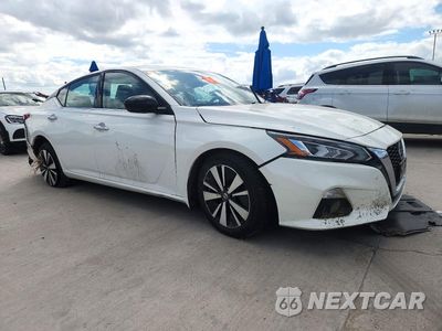 Czwarte zdjęcie samochodu z boku: 2021 NISSAN ALTIMA SL VIN:1N4BL4EWXMN350741 - miniatura
