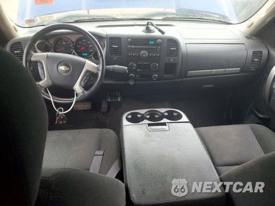 Zdjęcie 8 z 12 samochodu: 2013 CHEVROLET SILVERADO K1500 LT VIN:1GCRKSE70DZ331570 - miniatura