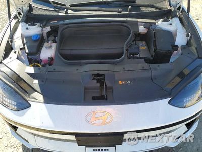 Zdjęcie 11 z 12 samochodu: 2023 HYUNDAI IONIQ 6 LIMITED VIN:KMHM54AA2PA035530 - miniatura