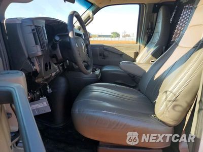 Zdjęcie 7 z 13 samochodu: 2020 GMC SAVANA G3500 LS VIN:1GJZ7NFB9L1213660 - miniatura