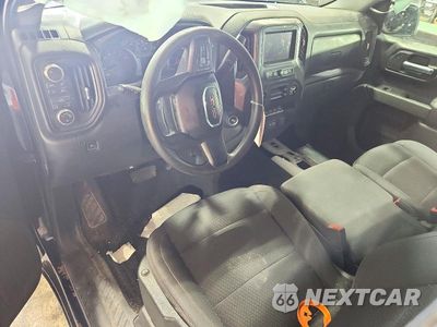 Zdjęcie 8 z 12 samochodu: 2023 GMC SIERRA K1500 VIN:1GTPUAEK3PZ169664 - miniatura