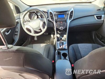Zdjęcie 8 z 12 samochodu: 2017 HYUNDAI ELANTRA GT BASE VIN:KMHD35LH8HU365811 - miniatura