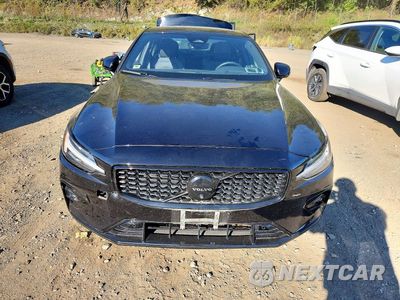 Piąte zdjęcie samochodu w środku: 2024 VOLVO S60 PLUS VIN:7JRL12TH2RG295308 - miniatura
