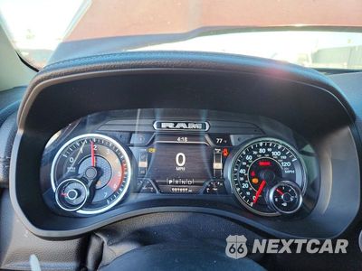 Zdjęcie 9 z 12 samochodu: 2020 RAM 1500 LARAMIE VIN:1C6SRFDT3LN253883 - miniatura
