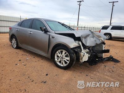 Czwarte zdjęcie samochodu z boku: 2017 KIA OPTIMA LX VIN:5XXGT4L36HG158839 - miniatura
