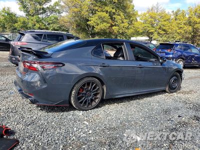 Trzecie zdjęcie samochodu z tyłu: 2024 TOYOTA CAMRY TRD VIN:4T1KZ1AK7RU095372 - miniatura