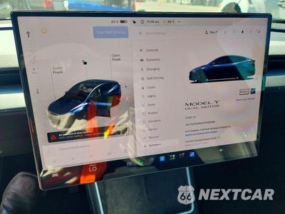 Zdjęcie 9 z 12 samochodu: 2026 TESLA MODEL Y VIN:7SAYGDEEXTF680590 - miniatura