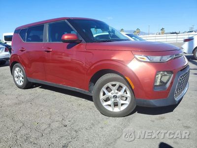 Czwarte zdjęcie samochodu z boku: 2021 KIA SOUL S VIN:KNDJ23AU8M7773202 - miniatura
