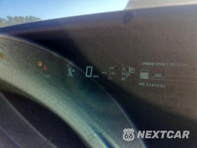 Zdjęcie 9 z 12 samochodu: 2011 TOYOTA PRIUS TWO VIN:JTDKN3DU8B0275045 - miniatura