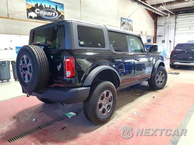 Trzecie zdjęcie samochodu z tyłu: 2026 FORD BRONCO BIG BEND VIN:1FMDE7BH3TLA43065 - miniatura