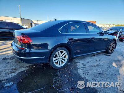 Trzecie zdjęcie samochodu z tyłu: 2018 VOLKSWAGEN PASSAT SE VIN:1VWBA7A33JC000577 - miniatura