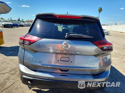 Zdjęcie 6 z 13 samochodu: 2021 NISSAN ROGUE S VIN:JN8AT3ABXMW226728 - miniatura