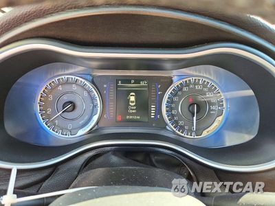 Zdjęcie 9 z 12 samochodu: 2015 CHRYSLER 200 LIMITED VIN:1C3CCCAB8FN674676 - miniatura