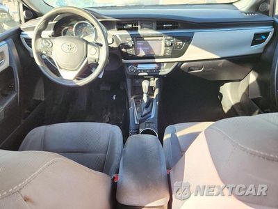 Zdjęcie 8 z 12 samochodu: 2015 TOYOTA COROLLA LE VIN:5YFBURHE4FP301967 - miniatura