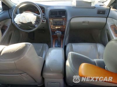 Zdjęcie 8 z 12 samochodu: 2000 LEXUS ES 300 VIN:JT8BF28G4Y5079383 - miniatura