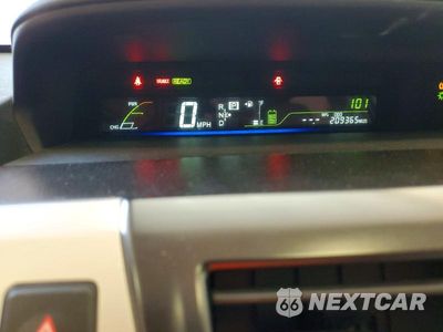 Zdjęcie 9 z 12 samochodu: 2013 TOYOTA PRIUS V FIVE VIN:JTDZN3EU2D3211548 - miniatura