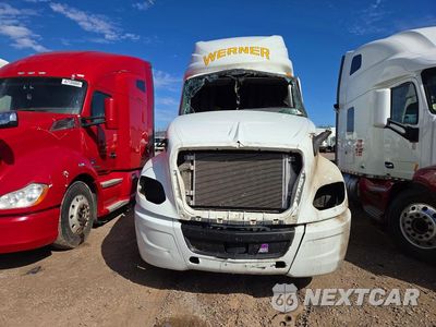 Piąte zdjęcie samochodu w środku: 2023 INTERNATIONAL LT62F SEMI TRUCK VIN:3HSDZAPR4PN190069 - miniatura