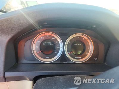 Zdjęcie 9 z 12 samochodu: 2013 VOLVO S60 T5 VIN:YV1612FHXD2181743 - miniatura