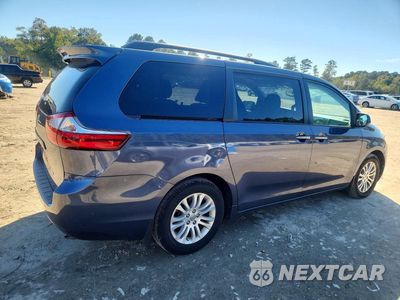 Trzecie zdjęcie samochodu z tyłu: 2016 TOYOTA SIENNA XLE 8-PASSENGER VIN:5TDYK3DC8GS748201 - miniatura