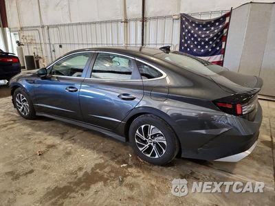 Drugie zdjęcie samochodu z przodu: 2026 HYUNDAI SONATA HYBRID BLUE VIN:KMHL24JJ8TA183597 - miniatura