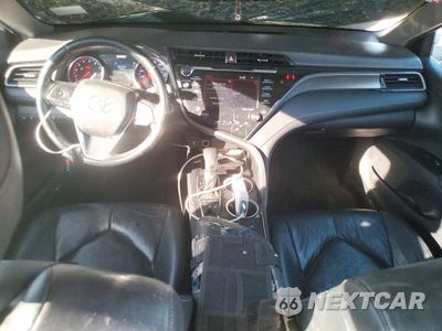 Zdjęcie 8 z 12 samochodu: 2019 TOYOTA CAMRY XSE VIN:4T1B61HK9KU721055 - miniatura