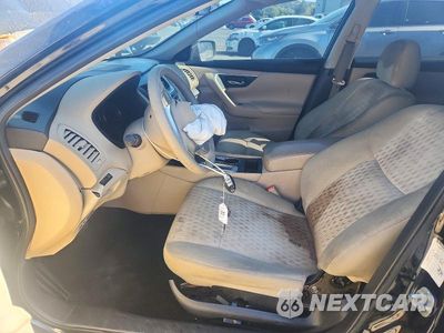 Zdjęcie 7 z 12 samochodu: 2016 NISSAN ALTIMA 2.5 S VIN:1N4AL3AP1GN326935 - miniatura