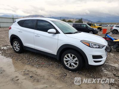 Czwarte zdjęcie samochodu z boku: 2019 HYUNDAI TUCSON SE VIN:KM8J23A49KU056916 - miniatura