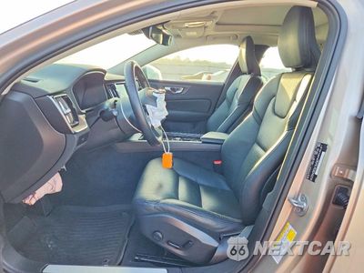 Zdjęcie 7 z 12 samochodu: 2024 VOLVO S60 PLUS VIN:7JRL12TL2RG299850 - miniatura
