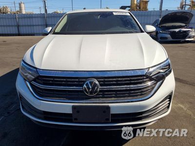 Piąte zdjęcie samochodu w środku: 2024 VOLKSWAGEN JETTA S VIN:3VW5M7BU9RM100382 - miniatura