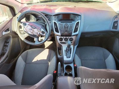 Zdjęcie 8 z 12 samochodu: 2014 FORD FOCUS SE VIN:1FADP3K26EL232711 - miniatura