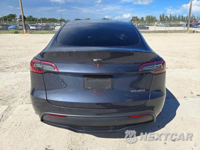 Zdjęcie 6 z 13 samochodu: 2022 TESLA MODEL Y VIN:7SAYGDEF9NF373813 - miniatura