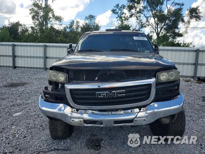 Piąte zdjęcie samochodu w środku: 2006 GMC SIERRA K2500 HEAVY DUTY VIN:1GTHK23D86F162469 - miniatura