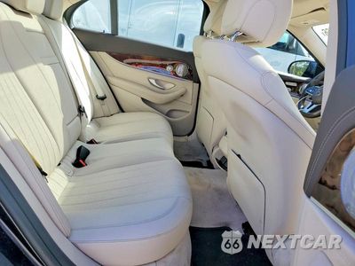 Zdjęcie 10 z 13 samochodu: 2020 MERCEDES-BENZ E 350 4MATIC VIN:W1KZF8EB8LA772443 - miniatura