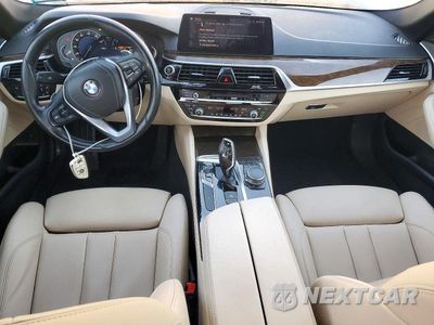 Zdjęcie 8 z 12 samochodu: 2017 BMW 530 XI VIN:WBAJA7C39HG904414 - miniatura