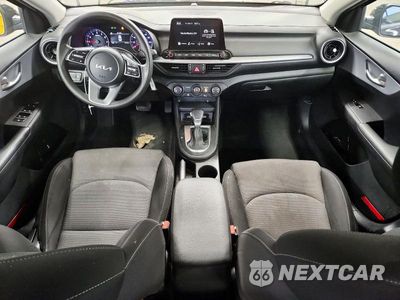 Zdjęcie 8 z 12 samochodu: 2023 KIA FORTE LXS VIN:3KPF24AD6PE529516 - miniatura