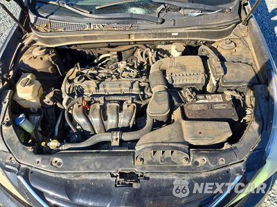 Zdjęcie 11 z 12 samochodu: 2011 HYUNDAI SONATA GLS VIN:5NPEB4AC2BH200514 - miniatura
