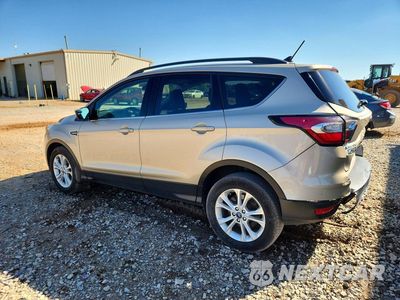 Drugie zdjęcie samochodu z przodu: 2018 FORD ESCAPE SE VIN:1FMCU0GD2JUA21559 - miniatura
