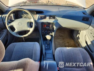 Zdjęcie 8 z 12 samochodu: 1999 TOYOTA CAMRY LE VIN:JT2BG22K9X0377055 - miniatura